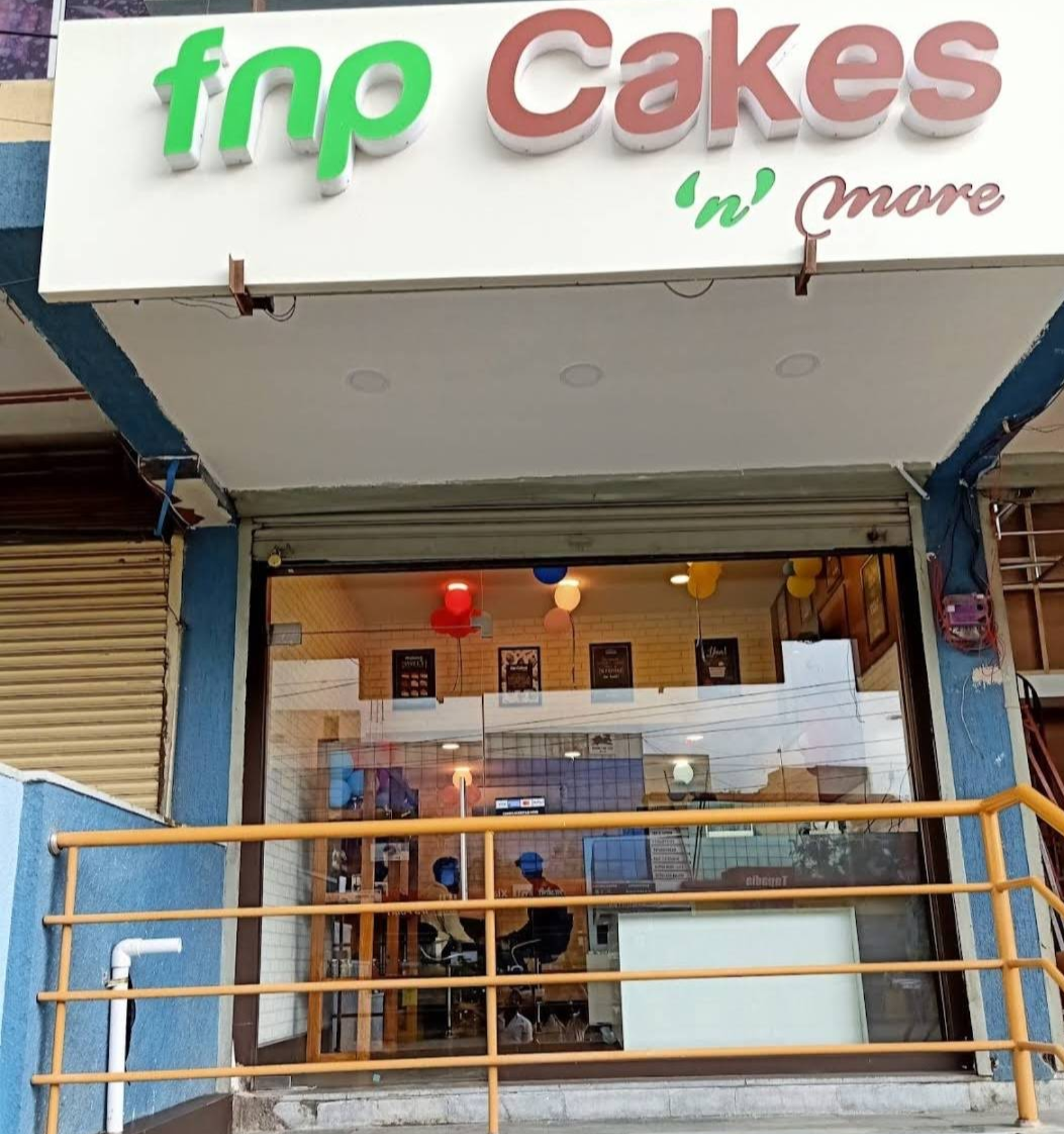 Lakshmi Cakes Premium Shop - fnp Cakes 'n' more